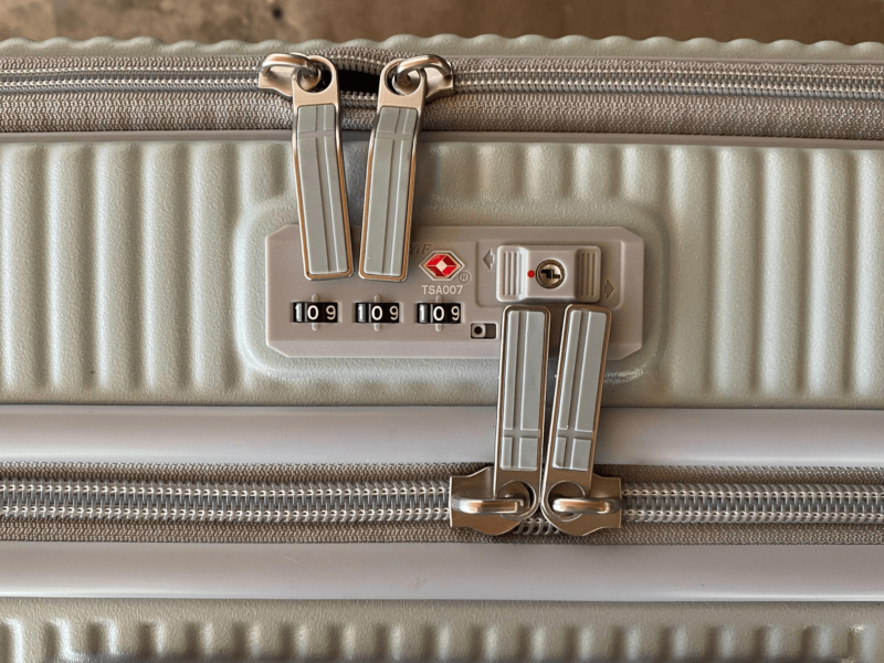 イノベーター フラジャイルのダイヤルロック（ダブルロック式）